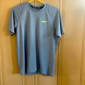 Mens Nike shirt